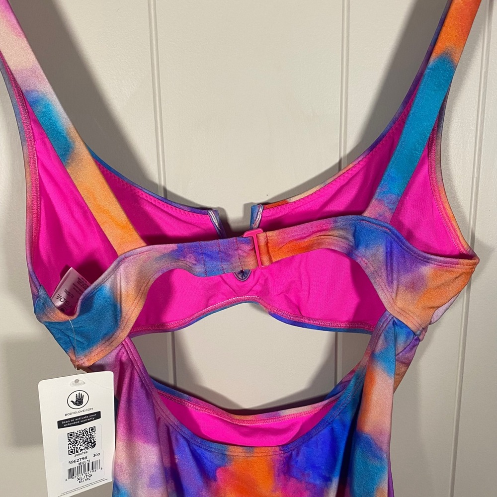 NWT‎ Body Glove Eli One Piece Swimsuit XL Multi Watercolor Tie Dye Cutout - Picture 9 of 12